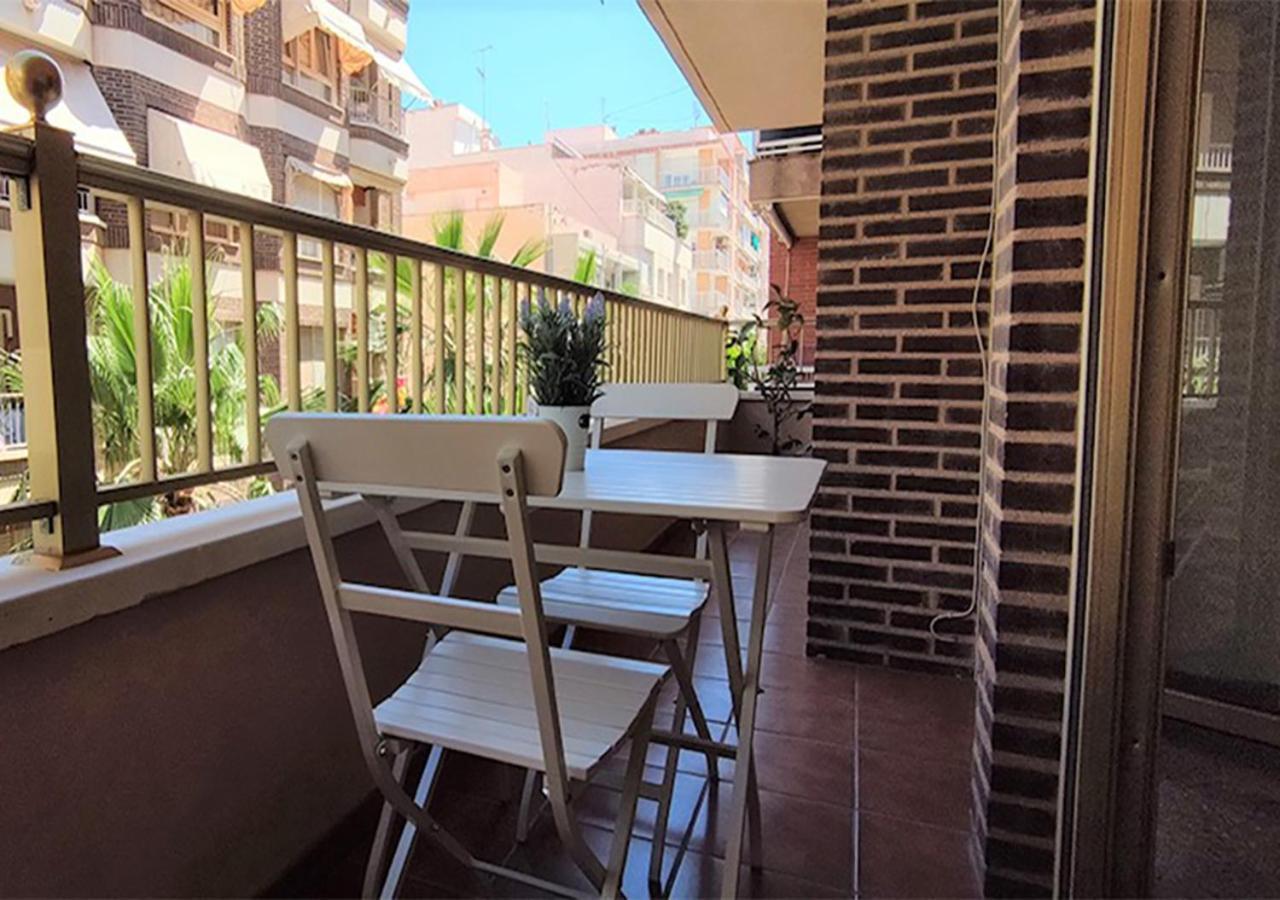 Piso Centro Ciudad Club Nautico Apartment Torrevieja Exterior photo